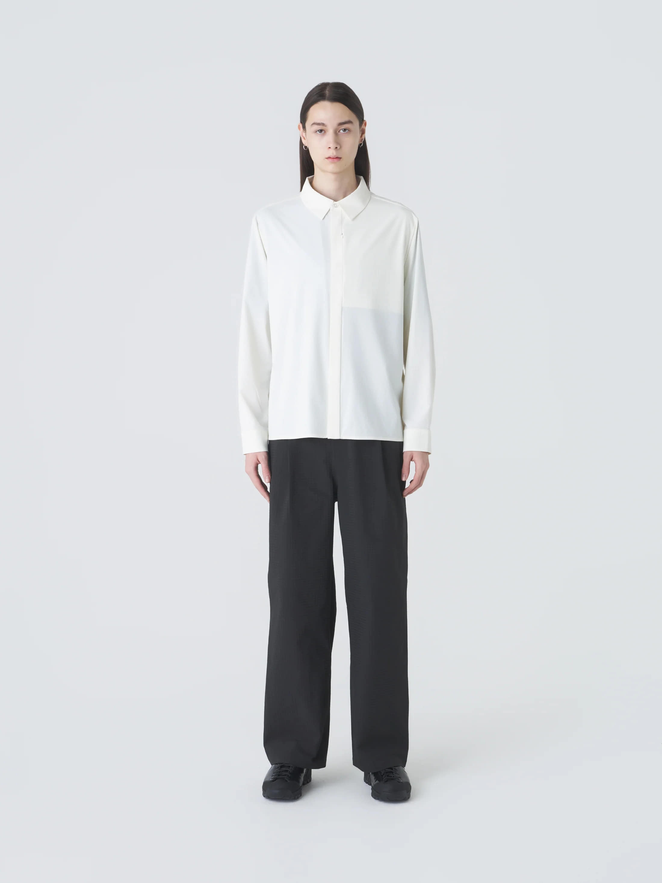 BUTTON UP BASIC SHIRT