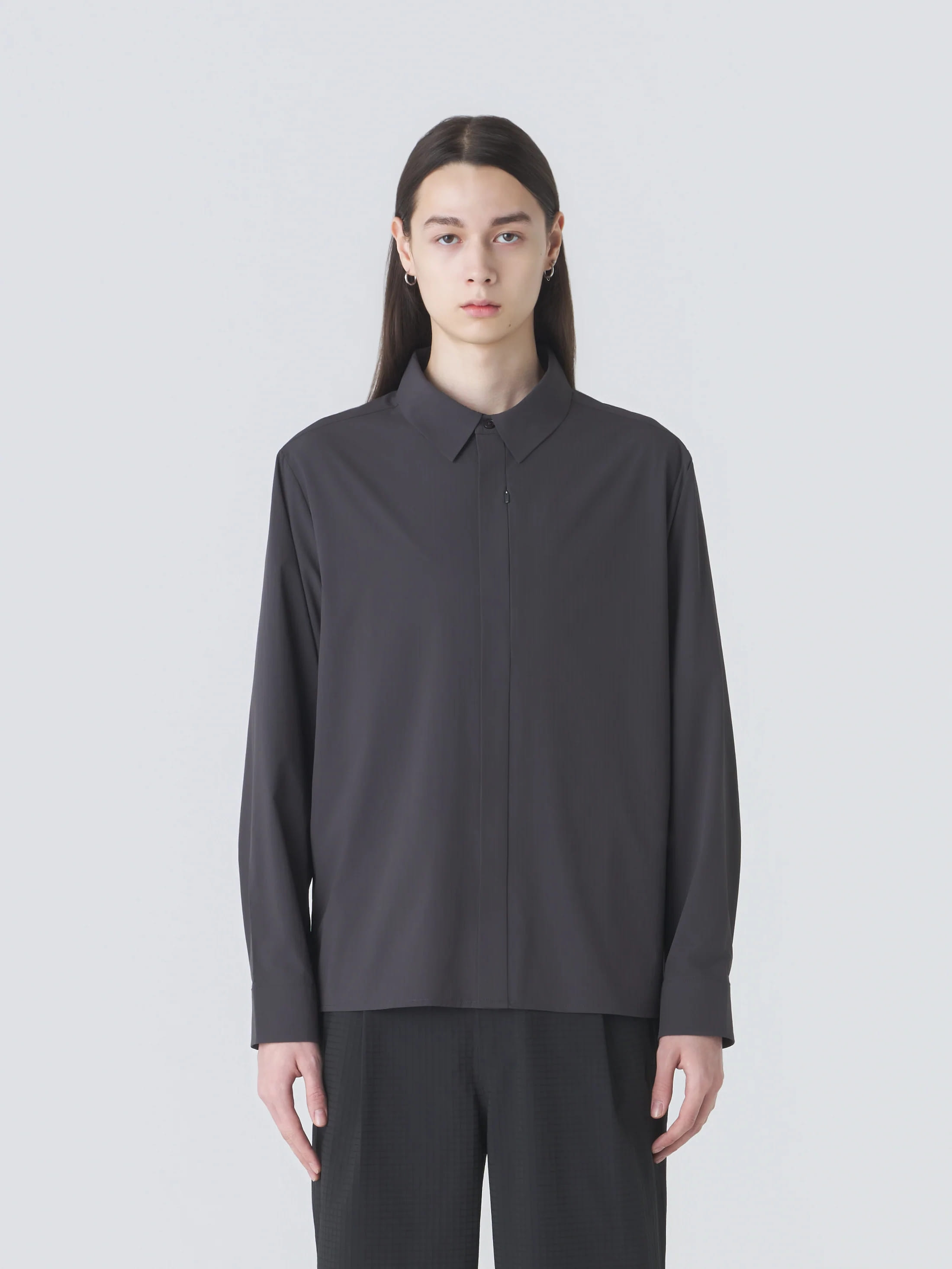 BUTTON UP BASIC SHIRT